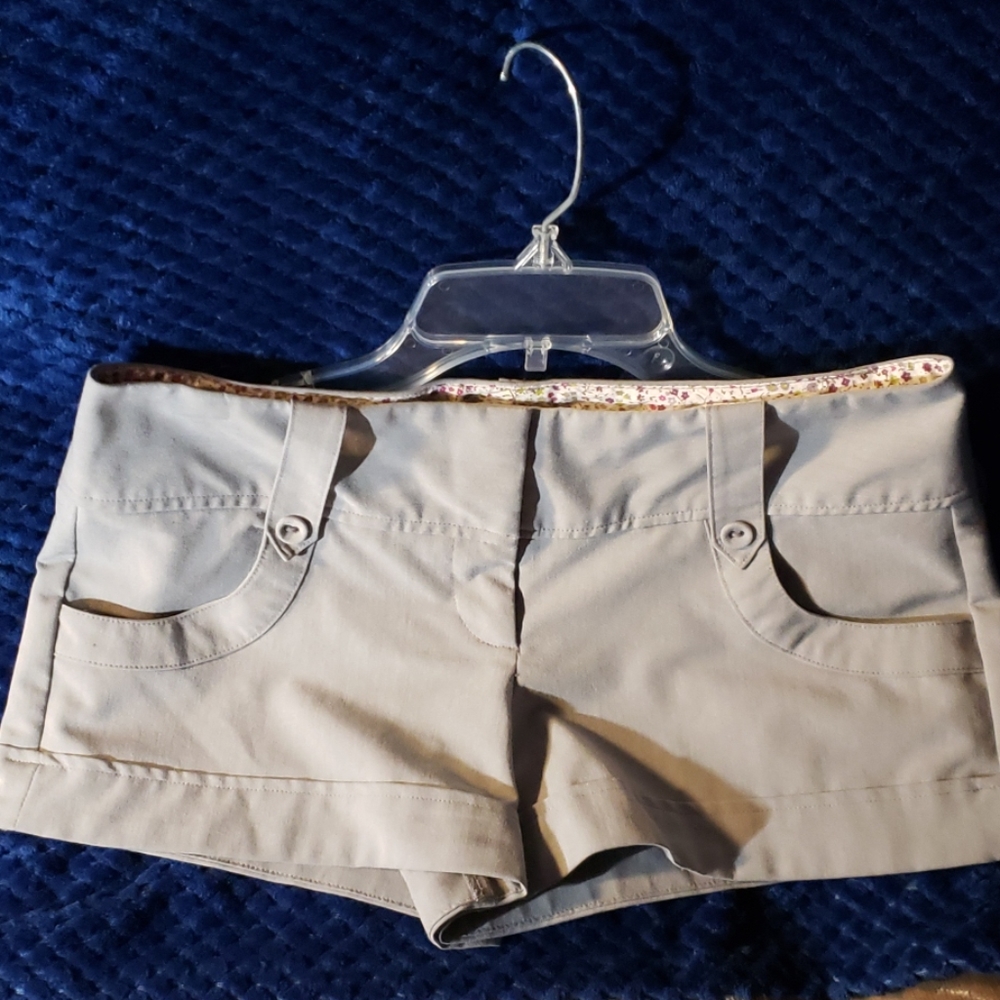 Stooshy shorts